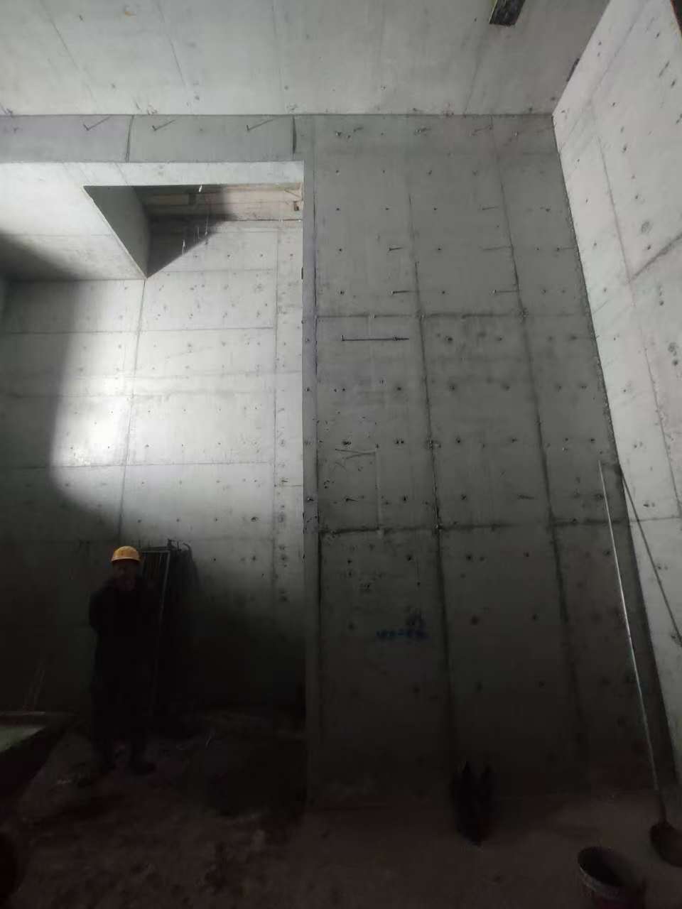 石家庄墙上开槽钢筋断了有影响吗
